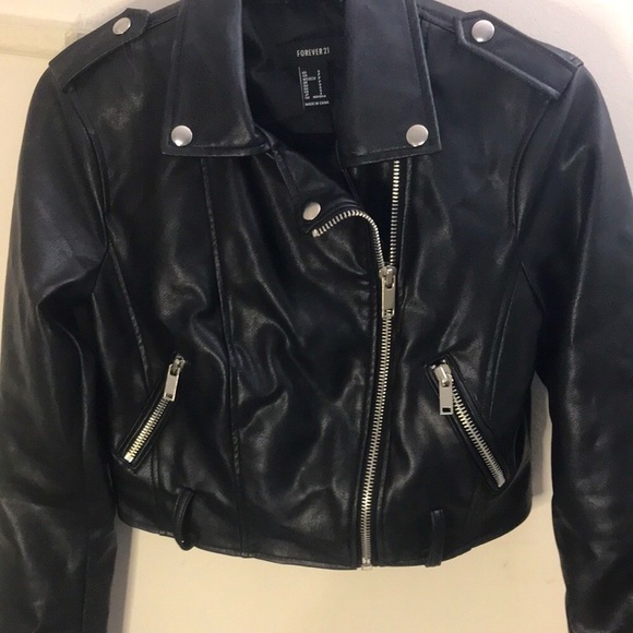 β¨πBNWOT!NEVER WORN!Forever21 Faux Leather Moto Jacket!Sz S!β¨ - Picture 4 of 6